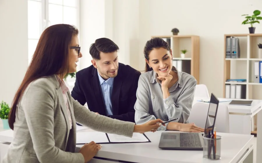 The role of the seller in the transfer of a Dental Clinic · Eusklinic